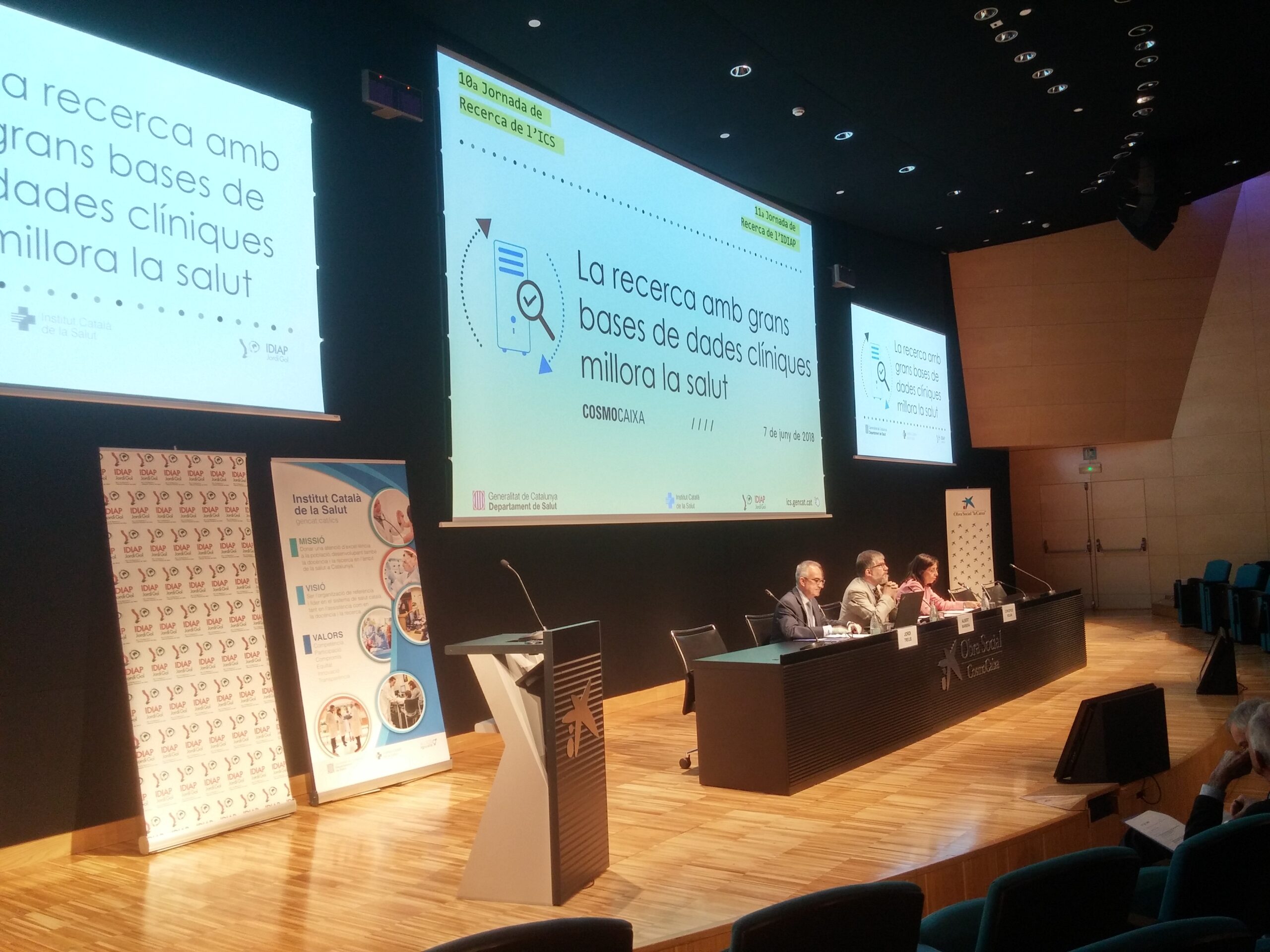 HDR Bracket = 0,12,-8 FaceNum=0    FocusArea=111111111