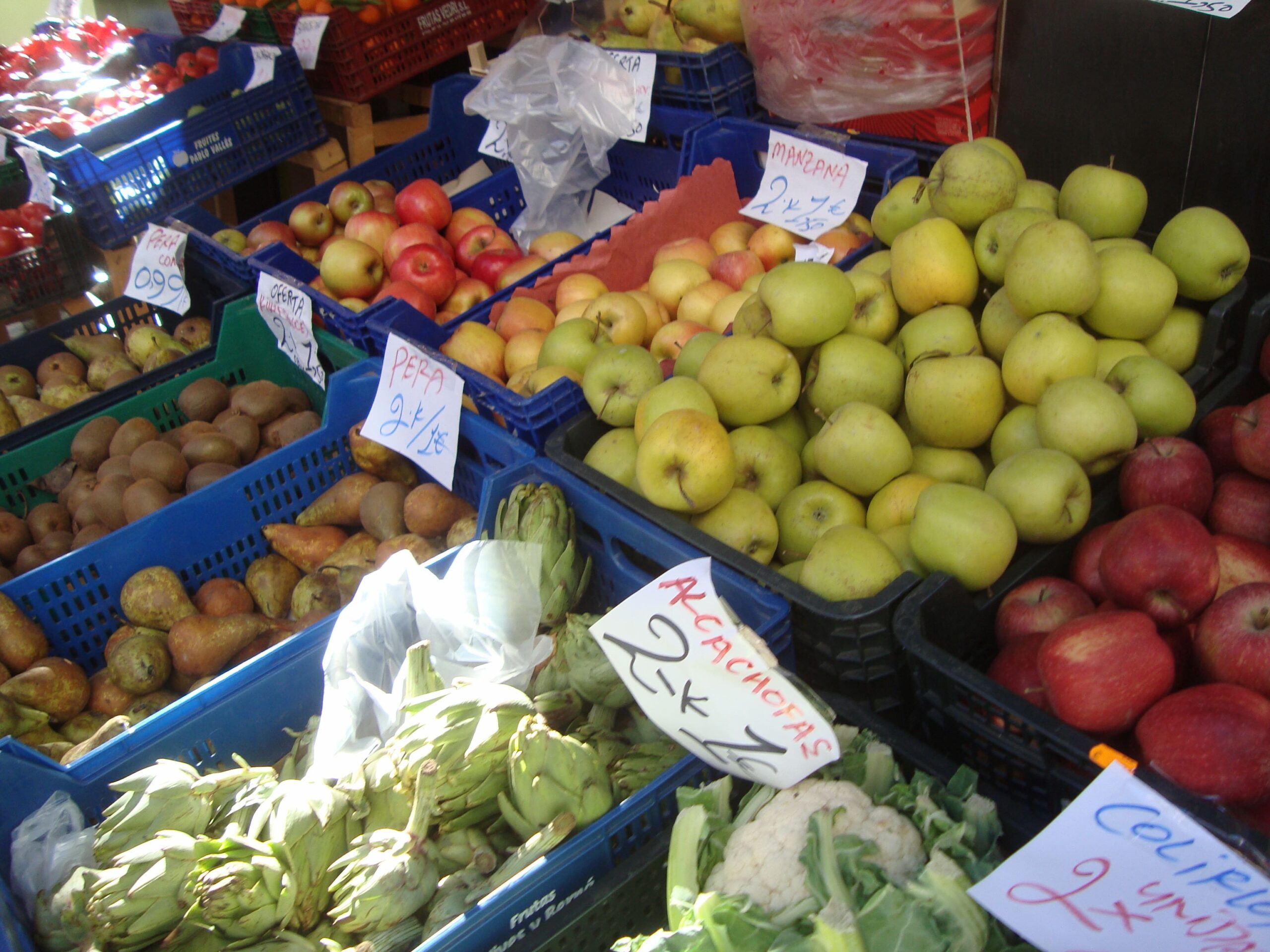 Una baixa adherència a la dieta mediterrània s'associa amb més freqüència de plaques de greix a les artèries